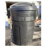 Heavy Duty Rubbermaid Trash Tote