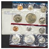 1976 US Double Mint Set in Envelope, With Ikes