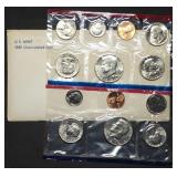 1981 US Double Mint Set in Envelope, With SBAs