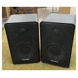 2 - Realistic 4" Speakers