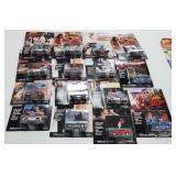 22 - Johnny Lightning James Bond Cars