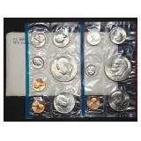 1974 US Double Mint Set in Envelope, With Ikes