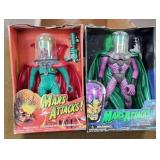2 Mars Attacks Action Figures