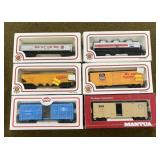 6 HO Scale Train Cars