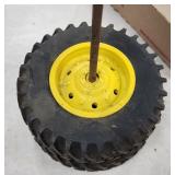 ERTL 1/16th John Deere Wheel & Tire Set