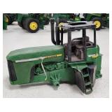 ERTL 1/16 John Deere 4WD Tractor Front End Body