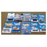 11 Hot wheels New on Cards
