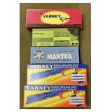 5 HO Scale Train Cars