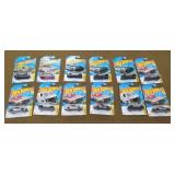 12 Hot wheels New on Cards
