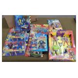 8 Marvel Action Figure Cards & Sets