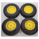 ERTL 1/16th John Deere Wheel & Tire Sets