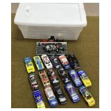 Tote of Nascars , Hot wheel size