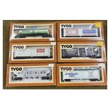 6 Tyco HO Freight Cars