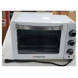 Like New Electric Toaster Oven;