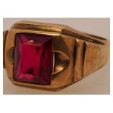 10 K Gold Ring w/ Ruby, 6.1 Gram
