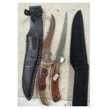 2 Sheath Knives with Sheaths