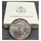 1992 Silver Eagle w/ Mint Case