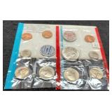 1968 Double Mint Set