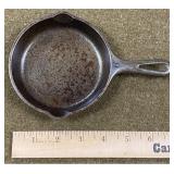 Griswold 562 Cast Iron Skillet