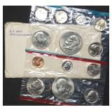 1974 US Double Mint Set in Envelope, With Ikes