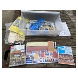 HO Model Items in Tote w/ Lid