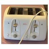 Sunbeam 4 Hole Toaster
