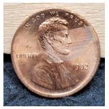 1982 Mis Struck L. Cent