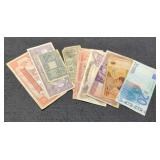 10 Foreign Bank Notes inc/ 20 Euro Note