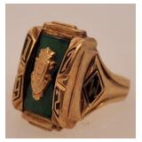 10 K Gold 1972 Class Ring, Size 7.5, 10.3 Gram