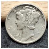 1937 Mercury Dime AU58