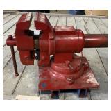 Bench Vise on Stand