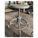 Adjustable Machinist Stool