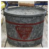 Falls City Oval Minnow Bucket