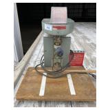 Spinnit Paper Drill Punch