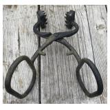 Hyde Stripping Tongs