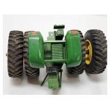 ERTL 1/16 John Deere 4WD Tractor Rear End Duals