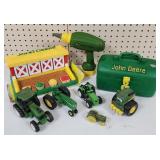John Deere Lunch Box, Kids Toys, Small Tractors