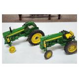 ERTL 1/16 John Deere High Detail Tractor Bodies