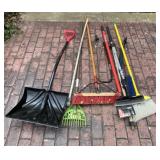 Lawn & Garden Tools, Brooms