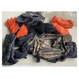 Thinsulate Gloves and Pack