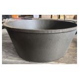 Bayou Classics 12" Cast Iron Pot