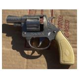 Volcanic Snub Nose Toy Revolver
