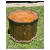 26" Lamp Table