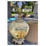 Vintage Grape Pattern Lamp