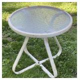20" Glass Top Patio Table