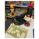 Nut Crackers & Knee & Elbow Pads