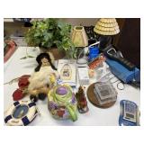 Large Lot of Home Dï¿½cor