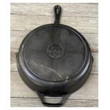 Lodge 10 1/4" Iron Skillet