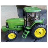 John Deere 7800 1/16 Scale Tractor