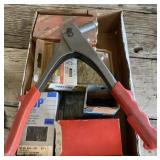 Rivets and Rivet Gun